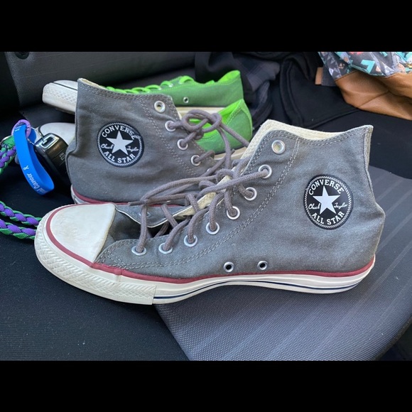High top converse - Picture 1 of 2
